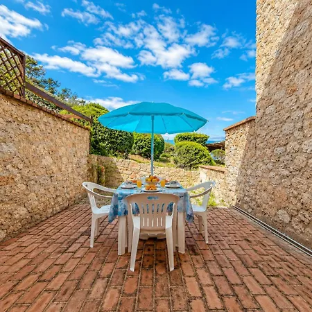 Vakantiehuis Cb 1 With Pool 100m From The