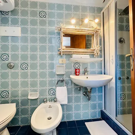 Vakantiehuis Cb 1 With Pool 100m From The Baja Sardinia